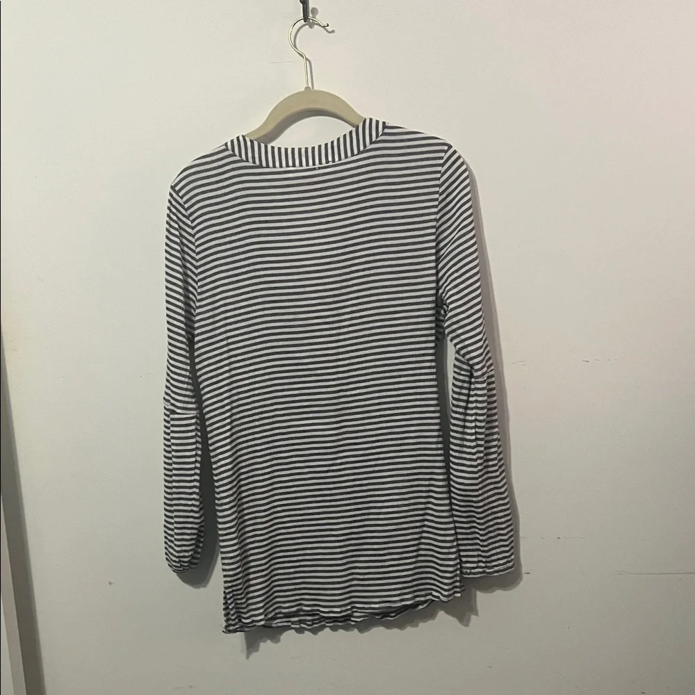 Michael Kors Grey and White Striped Long Sleeve Top Women's size Medium